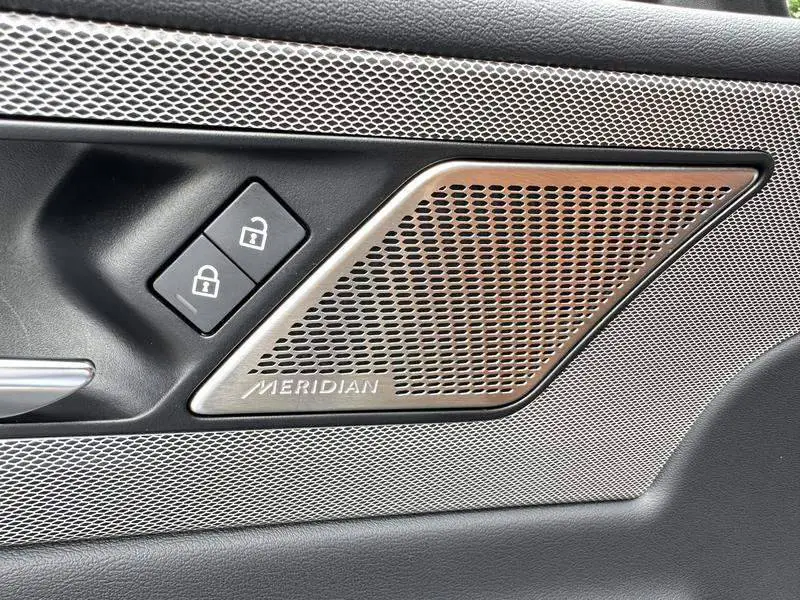 Jaguar XEL 2025 R-DYNAMIC 90th Anniversary Edition 2.0T 250PS — 10