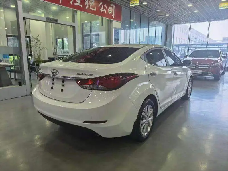 Elantra 2016 1.6L Automatic Intelligent Model — 5