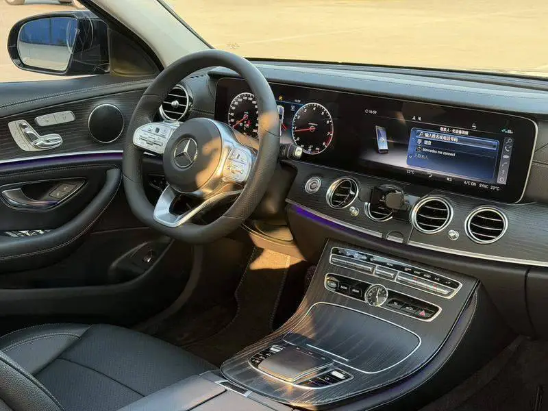 Mercedes-Benz E-Class 2020 E 300 L Fashion Edition — 15