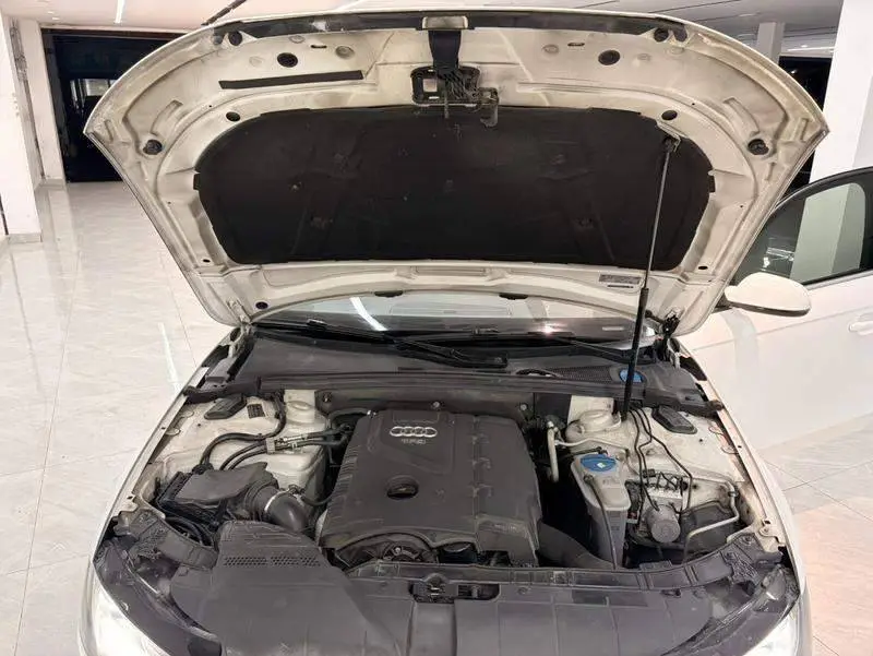 Audi A4L 2013 35 TFSI Automatic Standard Model — 7