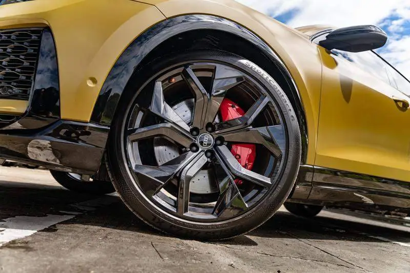 Audi RS Q8 2022 RS Q8 4.0T — 7