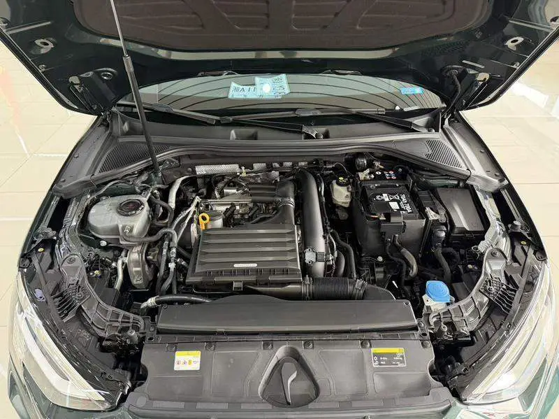 Audi A3 2022 Sportback 35 TFSI Luxury Sports — 5