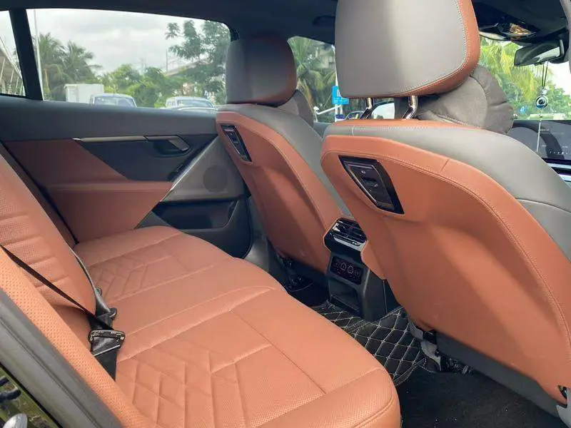 BMW 5 Series 2026 525Li M Sport Package — 9