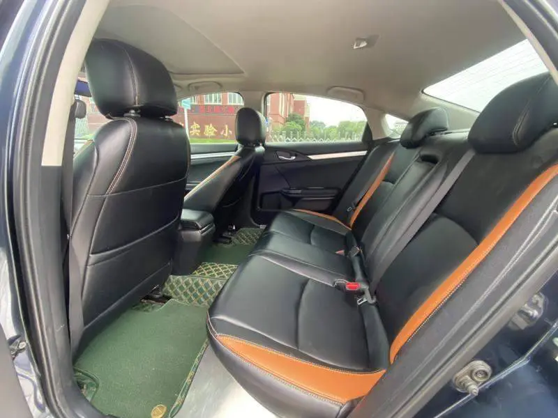 Civic 2016 220TURBO CVT Deluxe Edition — 9