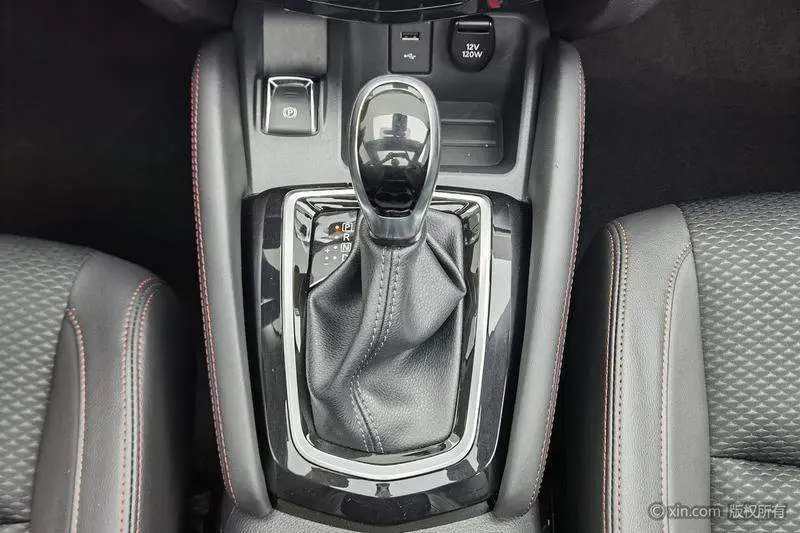 Qashqai 2019 2.0L CVT Deluxe Edition — 14