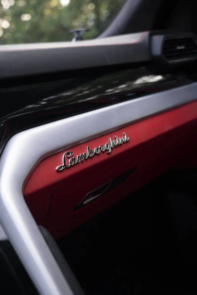 Urus 2021 4.0T V8 — 8