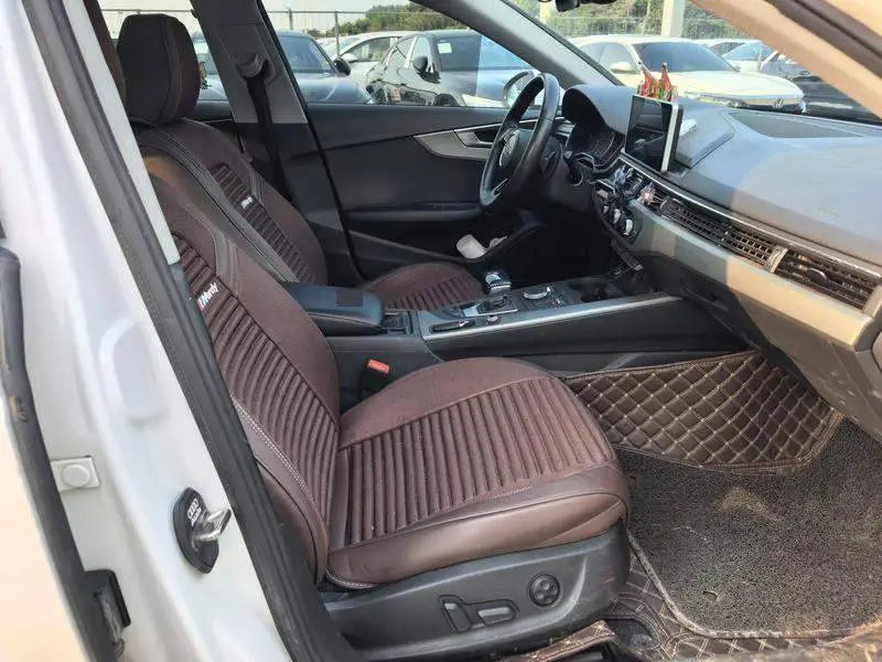 Audi A4L 2019 40 TFSI Progressive National VI — 9