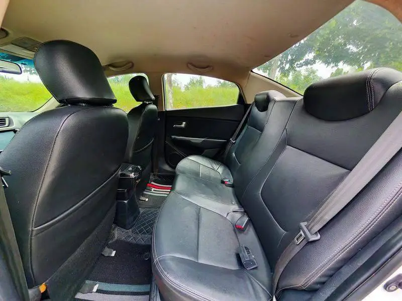 Kia K2 2015 Sedan 1.4L AT GLS — 10