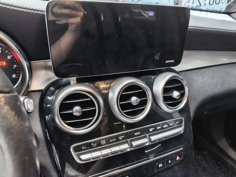 Mercedes-Benz GLC 2020 GLC 260 L 4MATIC Dynamic — 9