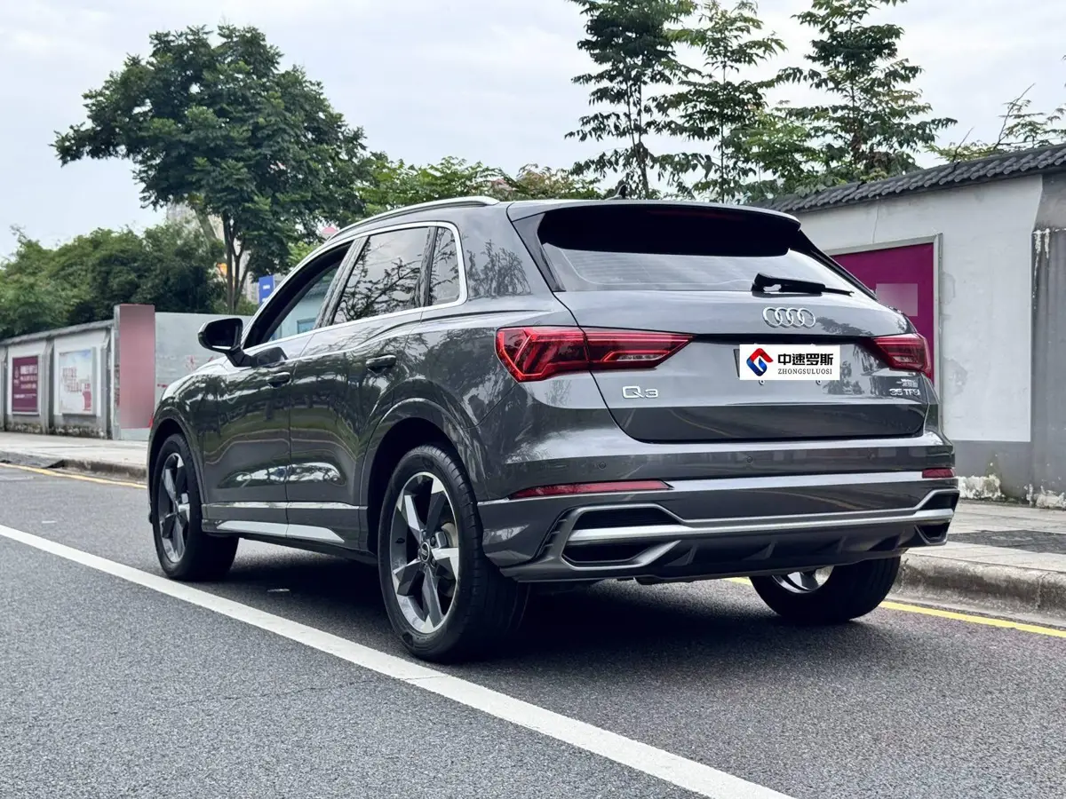 Audi Q3 2022 35 TFSI Stylish and Dynamic — 4