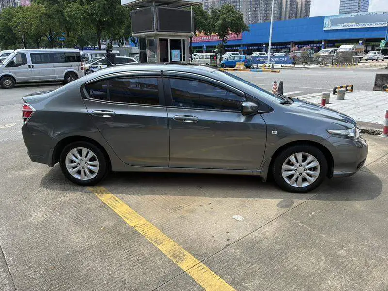 Classic 2012 1.5L Automatic Flagship Edition — 7