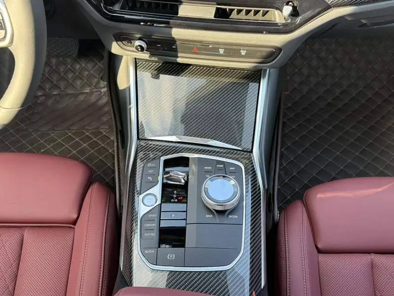 BMW i3 2026 eDrive 40 L Shadow Edition — 8