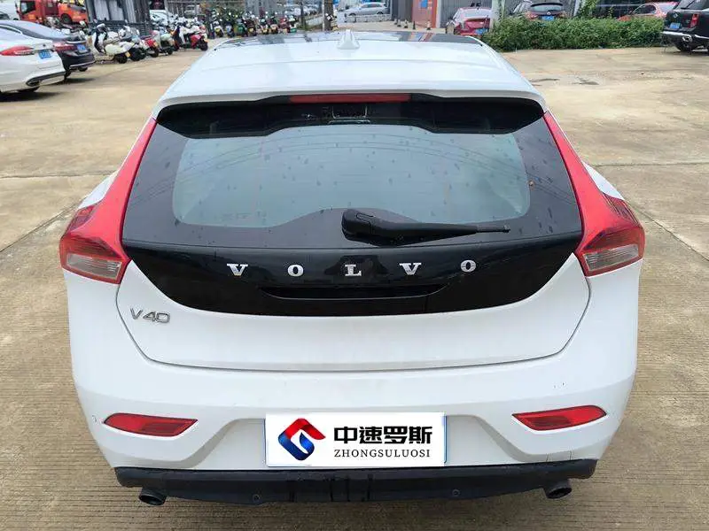 Volvo V40 2013 2.0T Smart Edition — 5