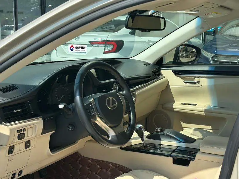 Lexus ES 2013 250 Elite Edition — 9