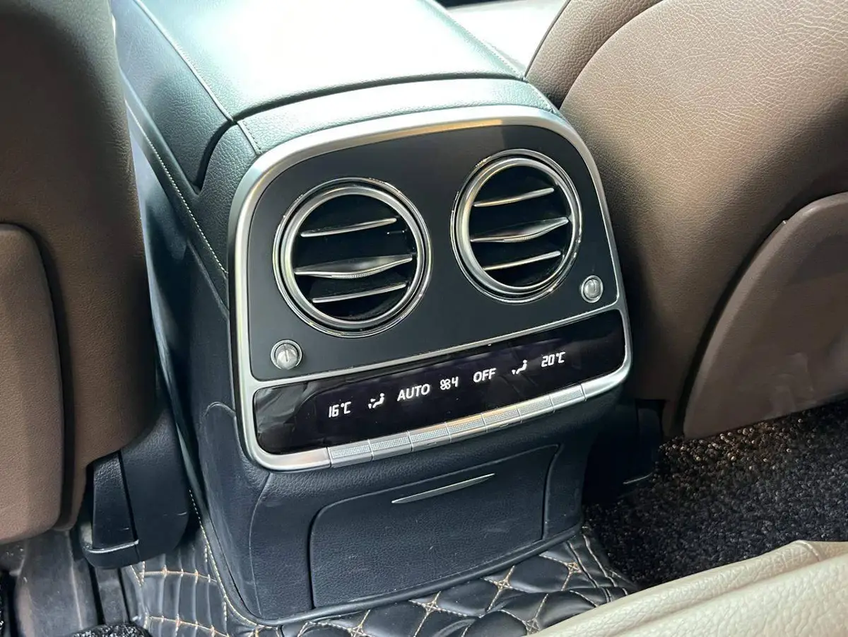 Mercedes-Benz S-Class 2019 S 320 L Collector's Edition — 14
