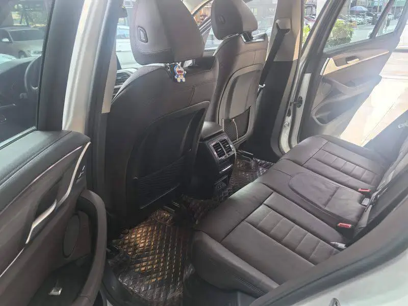 BMW X3 2020 xDrive28i Luxury Package — 12