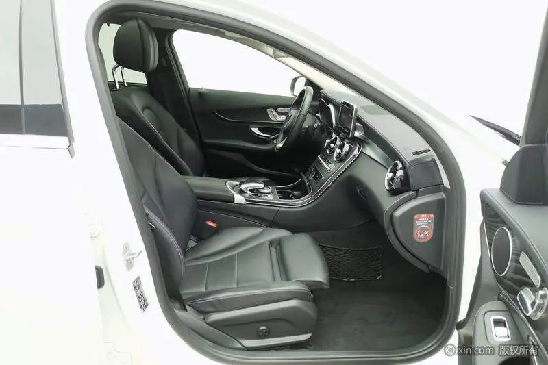 Mercedes-Benz C-Class 2015 C 200 L 4MATIC Sport Edition — 11