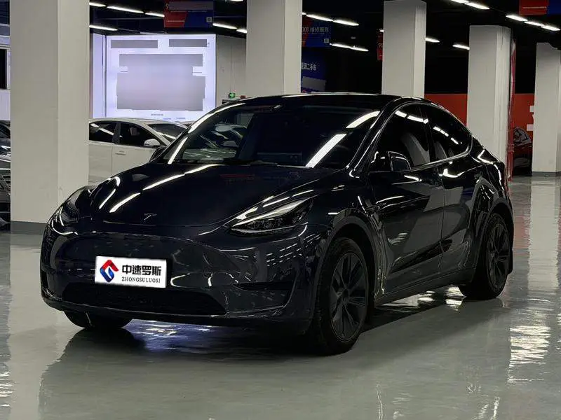 Model Y 2024 rear-wheel drive version