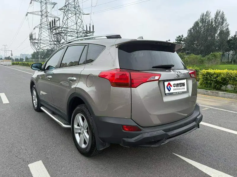 RAV4 Rongfang 2013 2.5L Automatic 4WD Elite Edition — 4
