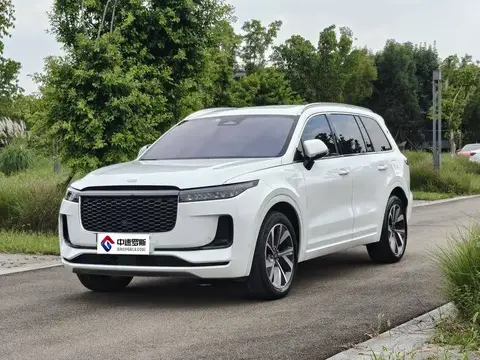 Ideal ONE 2021 Extended Range 6-seater Edition