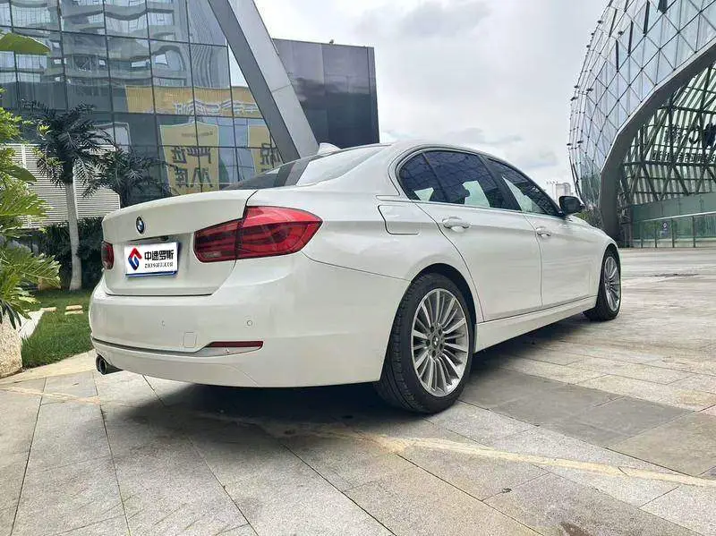 BMW 3 Series 2019 320Li Fashion Edition — 6