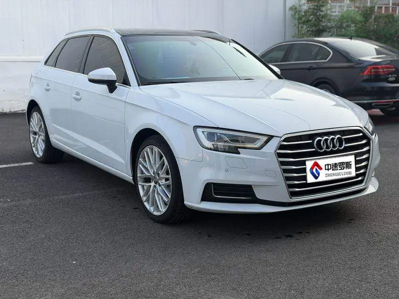 Audi A3 2017 Sportback 35 TFSI Fashion Edition — 3