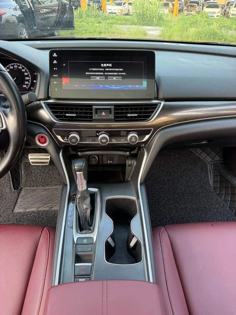 Accord 2022 260TURBO Fantasy Night Premium Edition — 14
