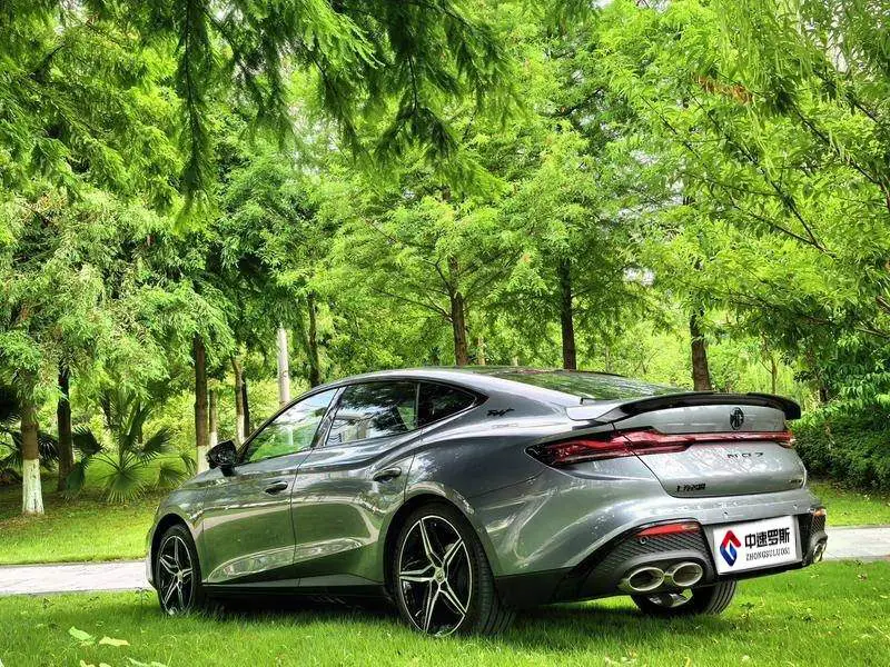 MG7 2023 2.0T Automatic Beauty Hunter Premium Edition — 5