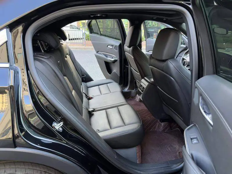 Cadillac XT4 2024 28T 2WD Luxury Model — 16