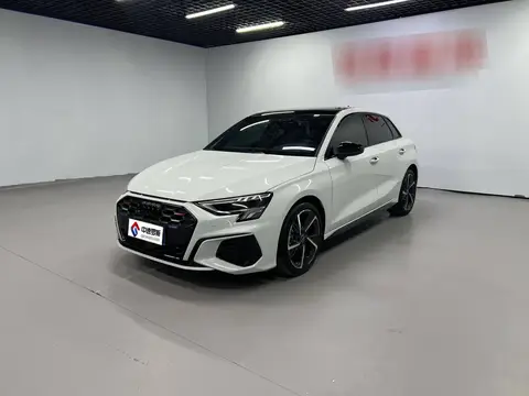 Audi A3 2023 Sportback 35 TFSI facelift: stylish and sporty