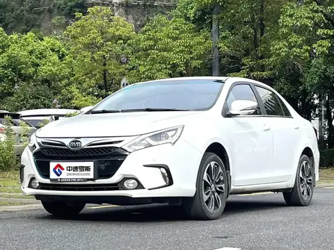 Qin New Energy 2015 1.5T Double Crown Flagship Plus Edition