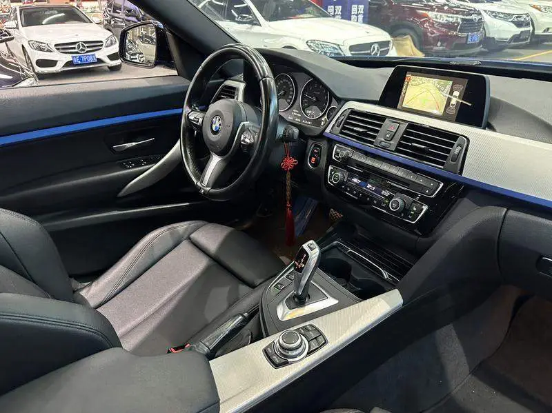 BMW 3 Series GT 2017 320i M Sport — 14