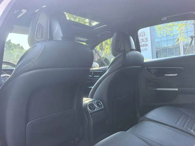 Mercedes-Benz C-Class 2022 C 200 L Sport — 18