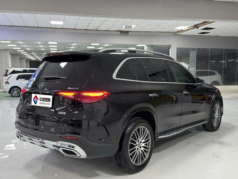 Mercedes-Benz GLC 2023 GLC 260 L 4MATIC Dynamic 7-seater — 6