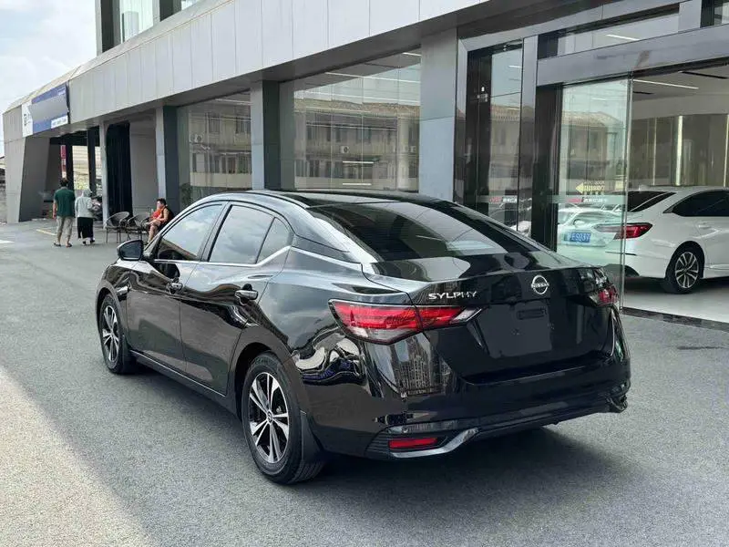 Sylphy 2023 facelift 1.6L CVT Enjoy Edition — 4