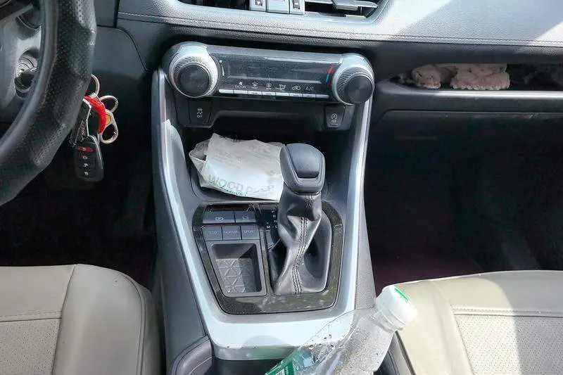 RAV4 Rongfang 2024 2.0L CVT 2WD Urban Edition — 14