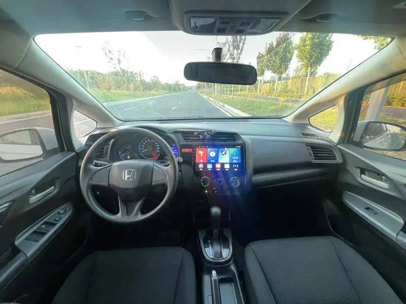 Fit 2016 1.5L LX CVT Comfort Edition — 6