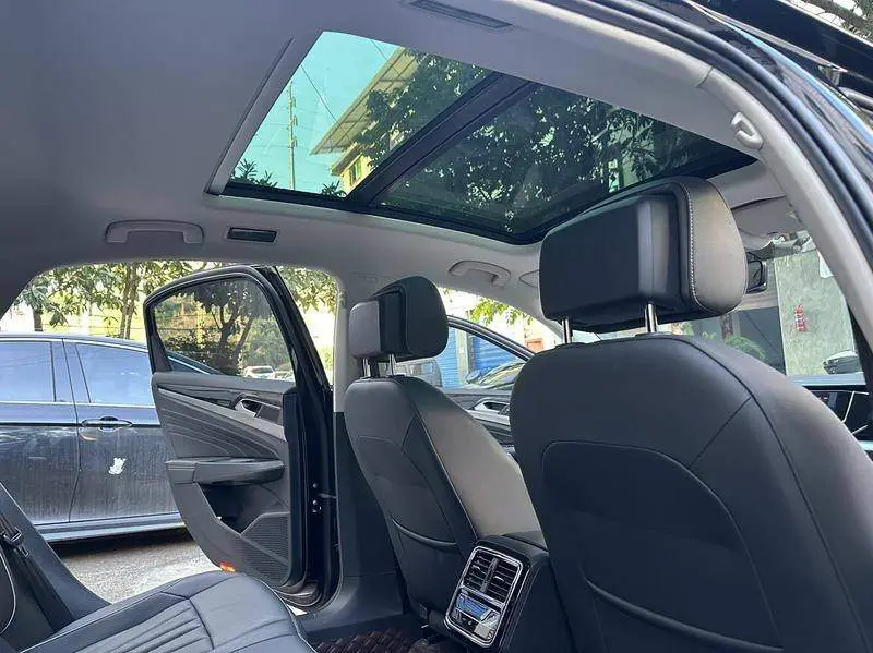 Passat 2024 380TSI Starry Sky Elite Edition — 15