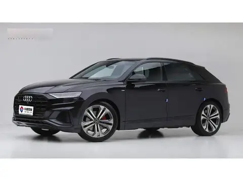 Audi Q8 2021 55 TFSI Premium Dynamic Edition