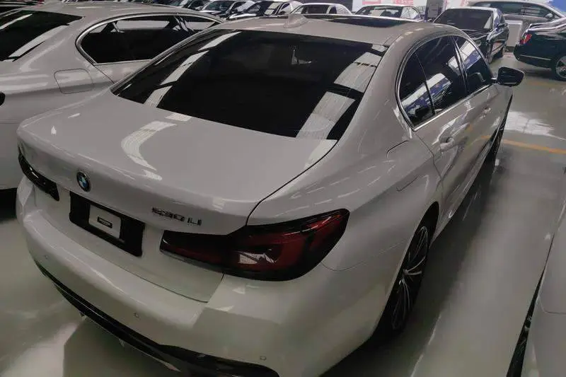 BMW 5 Series 2022 530Li Leading M Sport Package — 3