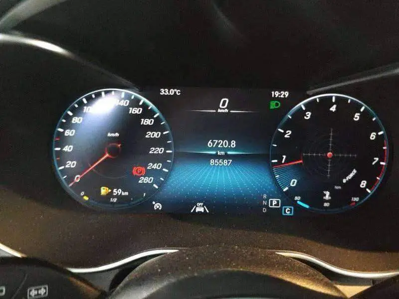 Mercedes-Benz GLC 2021 GLC 300 L 4MATIC Dynamic — 6