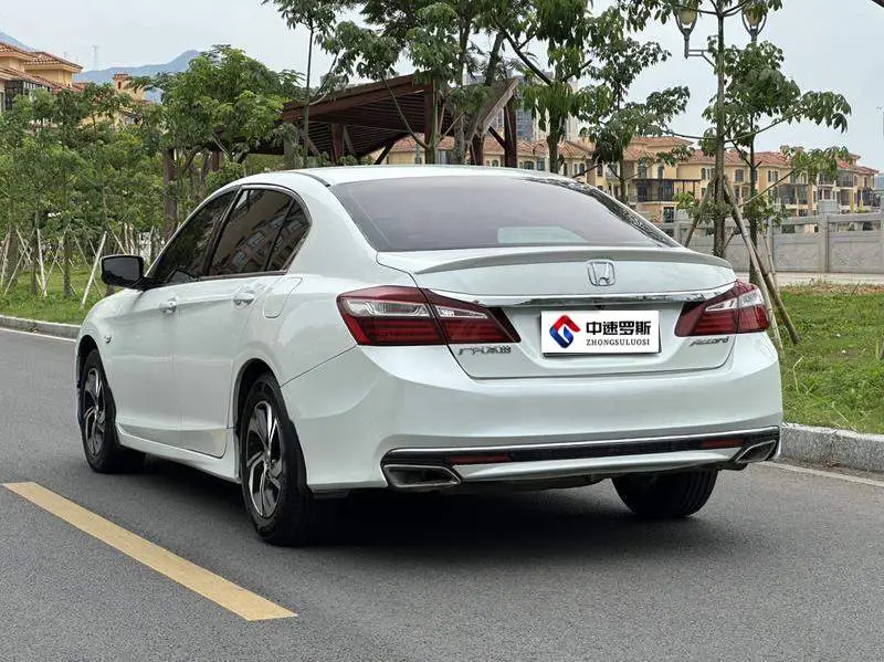 Accord 2016 2.0L Elite Edition — 4