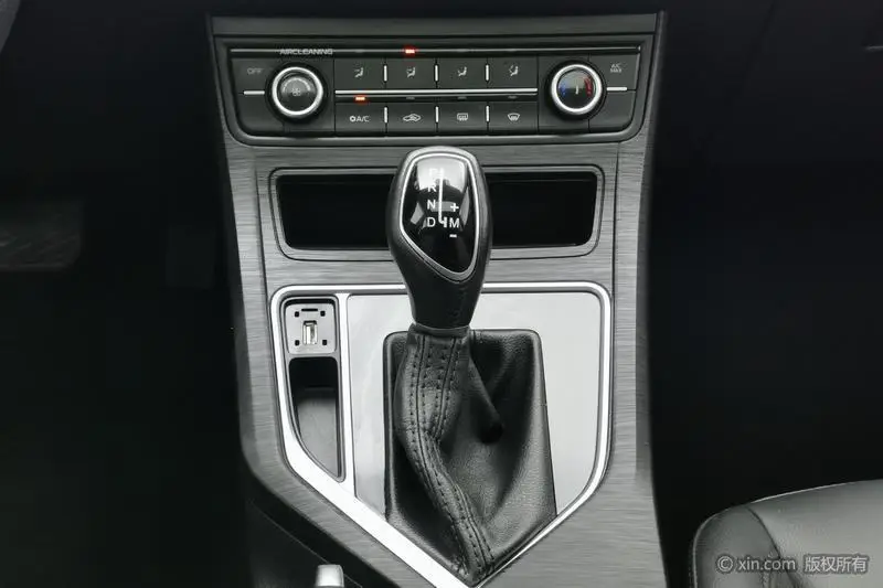 Vision 2020 1.5L CVT Asian Games Edition — 15