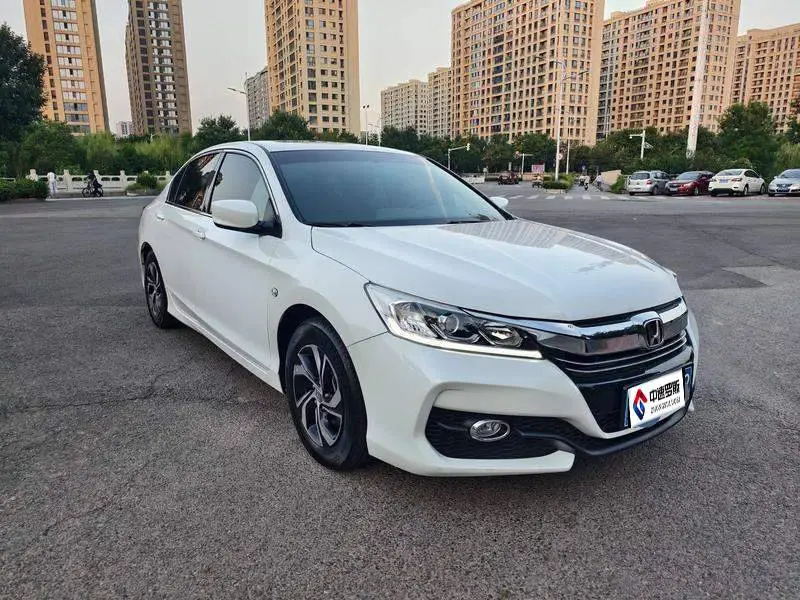 Accord 2016 2.0L Comfort Edition — 3