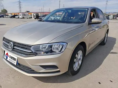 Bora 2016 1.6L Manual Fashion Model