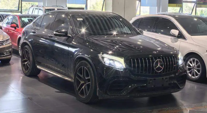 Mercedes-Benz GLC Coupe AMG 2018 AMG GLC 63 4MATIC+ Coupe SUV — 3