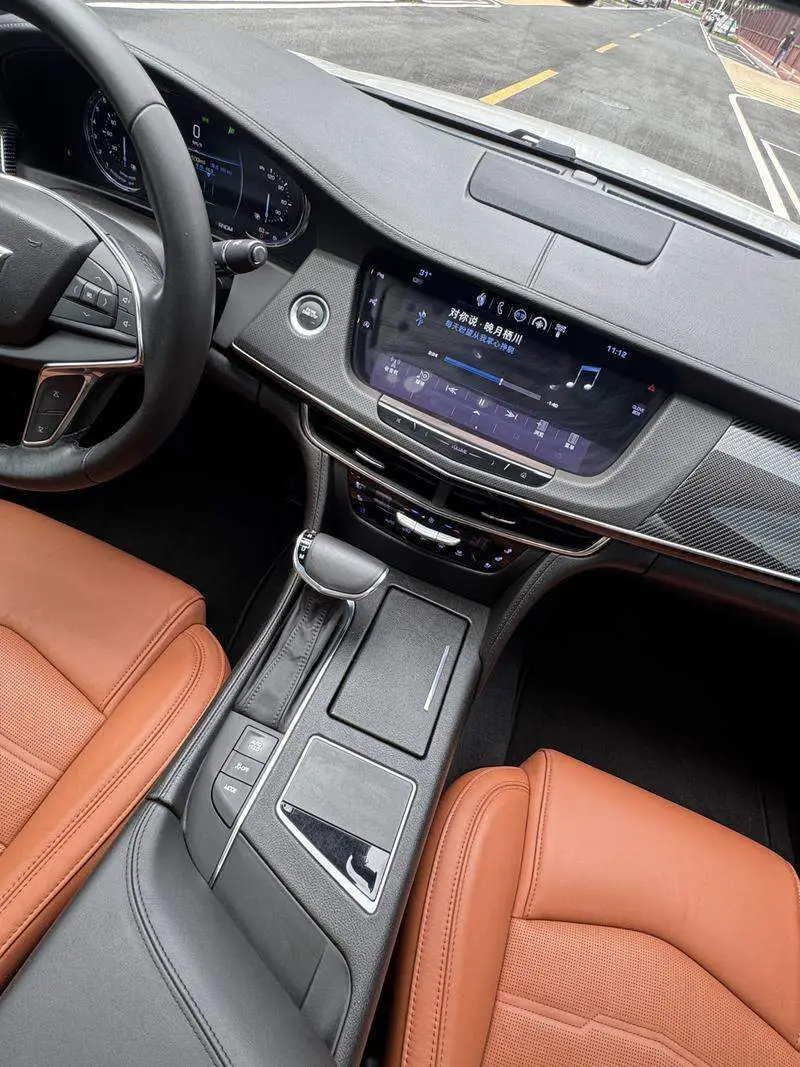 Cadillac CT6 2017 28T Leading Model — 11