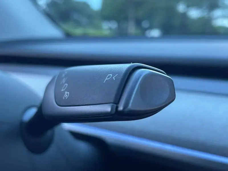 Model Y 2024 rear-wheel drive version — 17