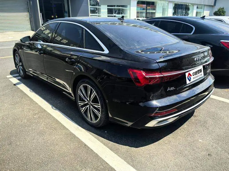 Audi A6L 2024 45 TFSI quattro Selected Dynamic Edition — 3