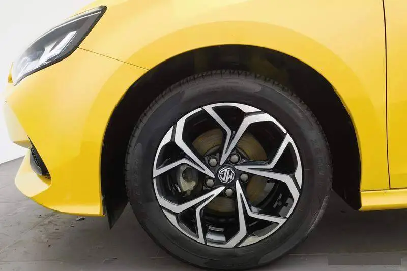 MG5 2021 180DVVT CVT Youth Deluxe Edition — 8